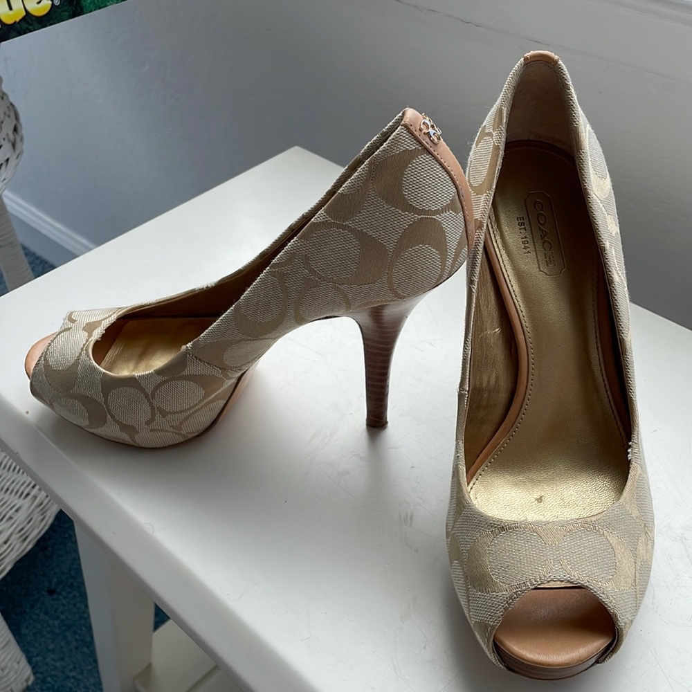 Beige Coach Peep Toe Pumps Size 7